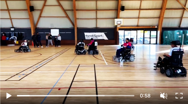 Challenge-sportif–AWABOT 1ère étape du Awabot Challenge Foot Fauteuil Électrique