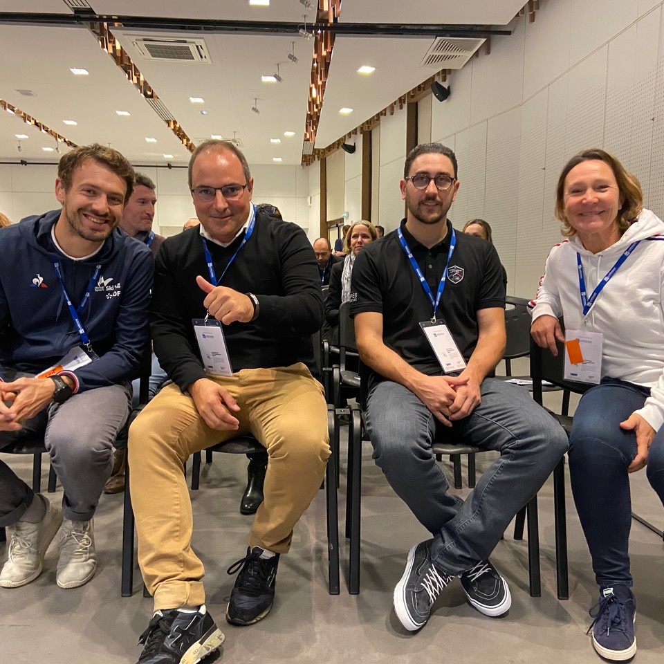 Soirée entrepreneurs du Grésivaudan le 22 novembre 2023 pour présenter le club des partenaires H+Sport . photo de antoine Collomb patton, Mathieu janin,Hyacinthe deleplace et Carole Montillet au premier rang du public