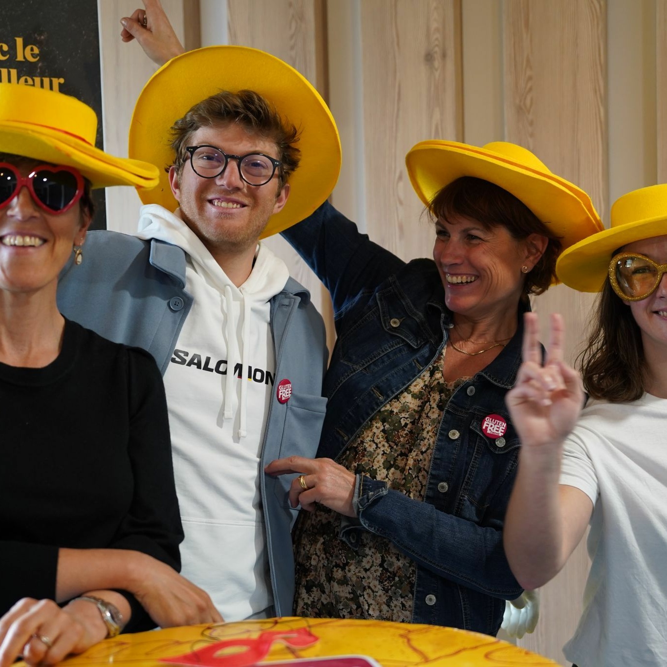 Photo de groupe prise lors de l'évènement en lien avec la journée mondiale de la maladie coeliaque