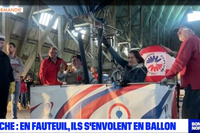 fauteuil-ballon-montgolfiere En fauteuil roulant ils s'envolent en montgolfière